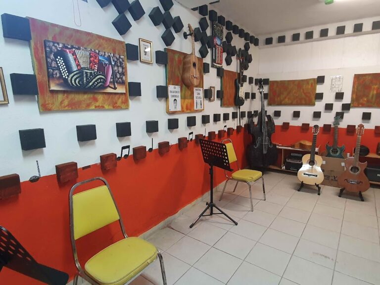 29245 escuela de musica de valeria la sonrisa del acordeon 768x576