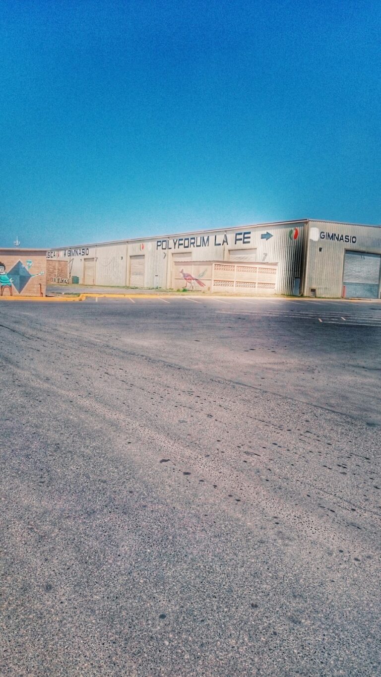 29725 espacio de artes y oficios maquila creativa 768x1365