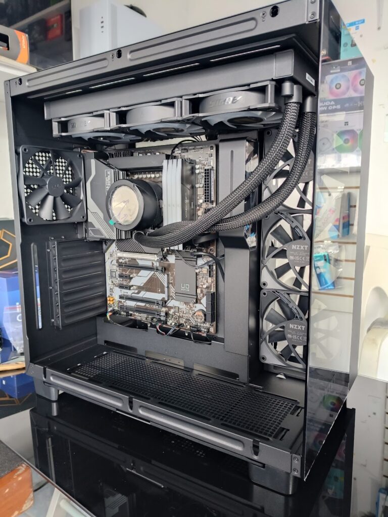 3002 pc master cancun 768x1023