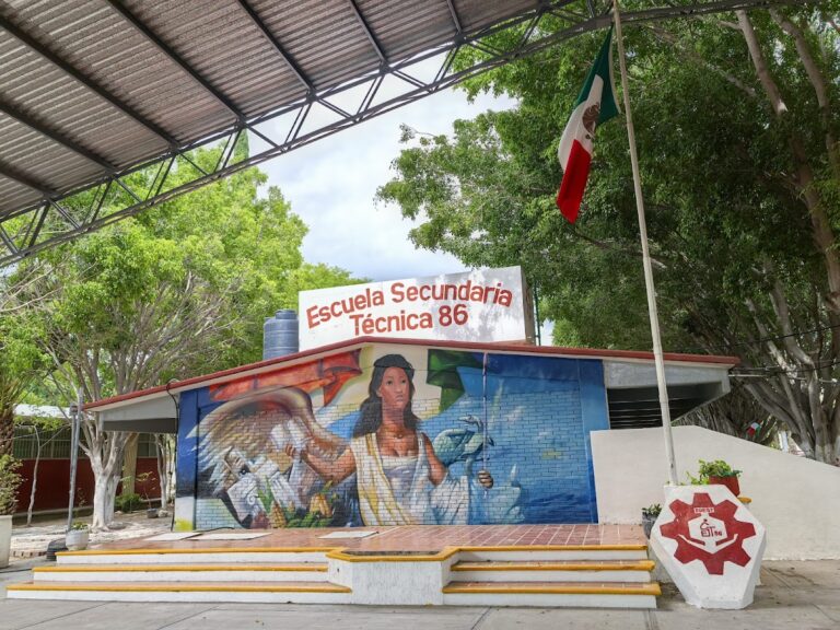 30656 escuela secundaria tecnica 86 768x576