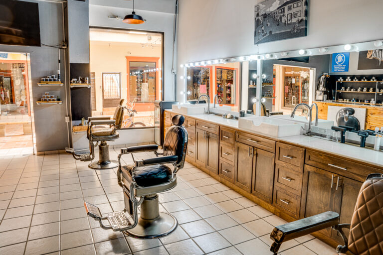 30979 barberia alpha salon spa 768x512