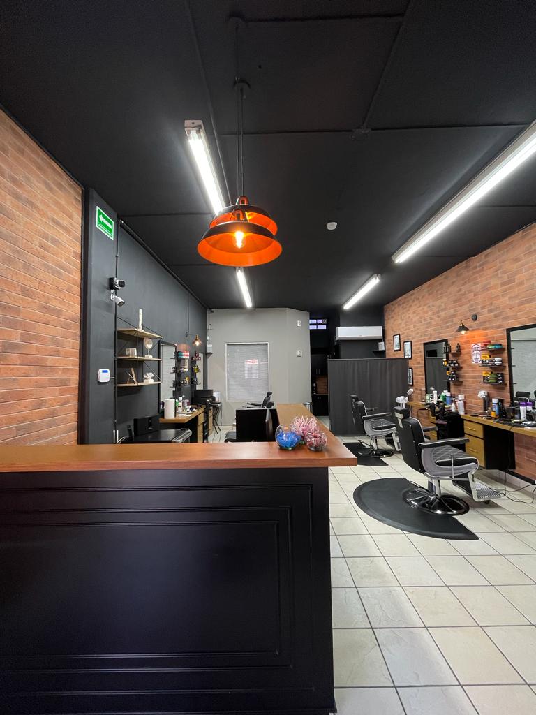 31365 neptuno barbershop