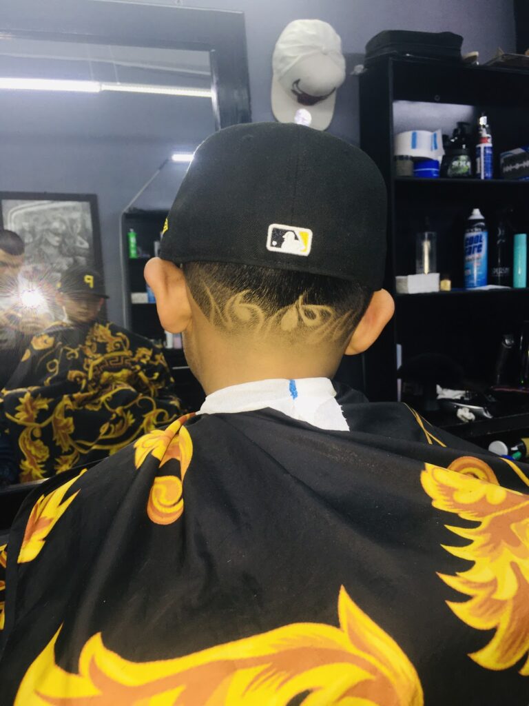 31468 the king barbershop fresnillo 768x1024