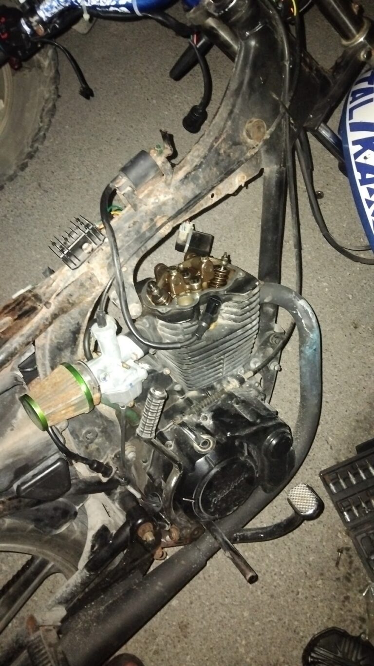 33900 taller de motos 768x1365