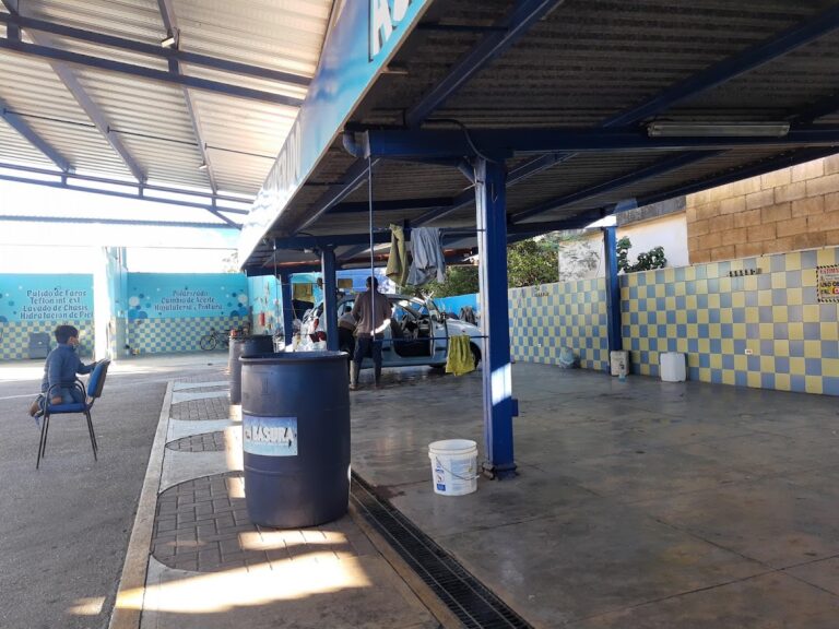35007 car wash blue point 768x576