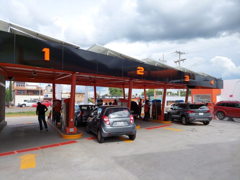 35027 orange vip carwash 768x576