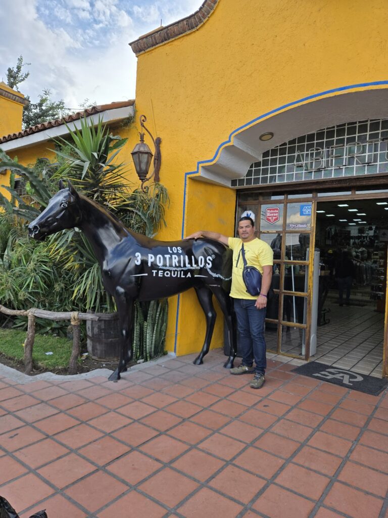 37926 evetours 768x1024