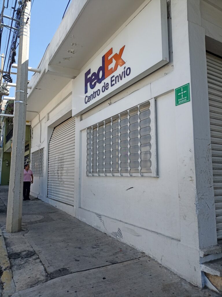 38553 centro de envio fedex 768x1024