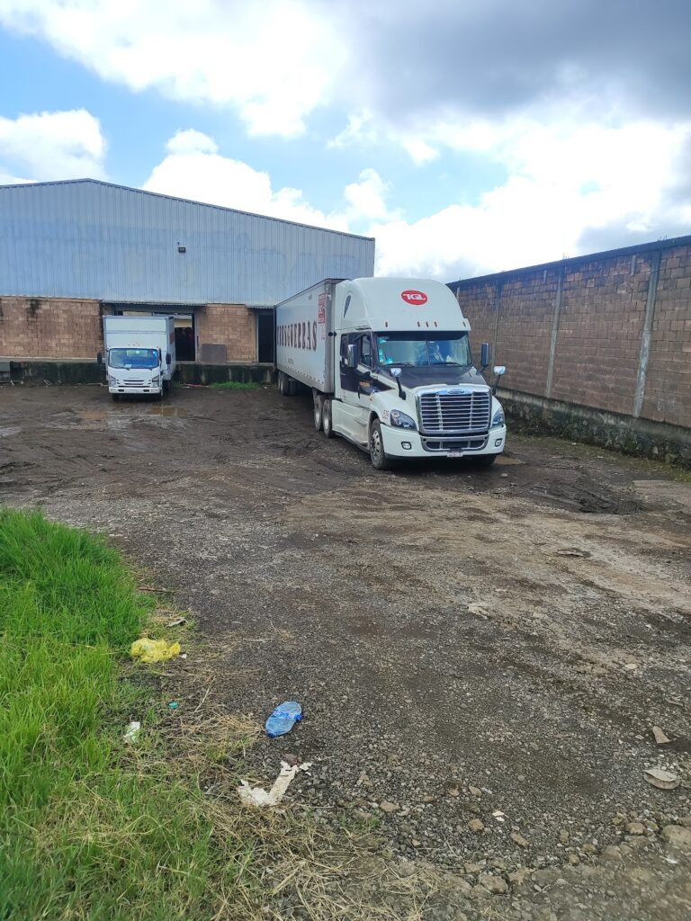 38718 paqueteria tresguerras uruapan 768x1024