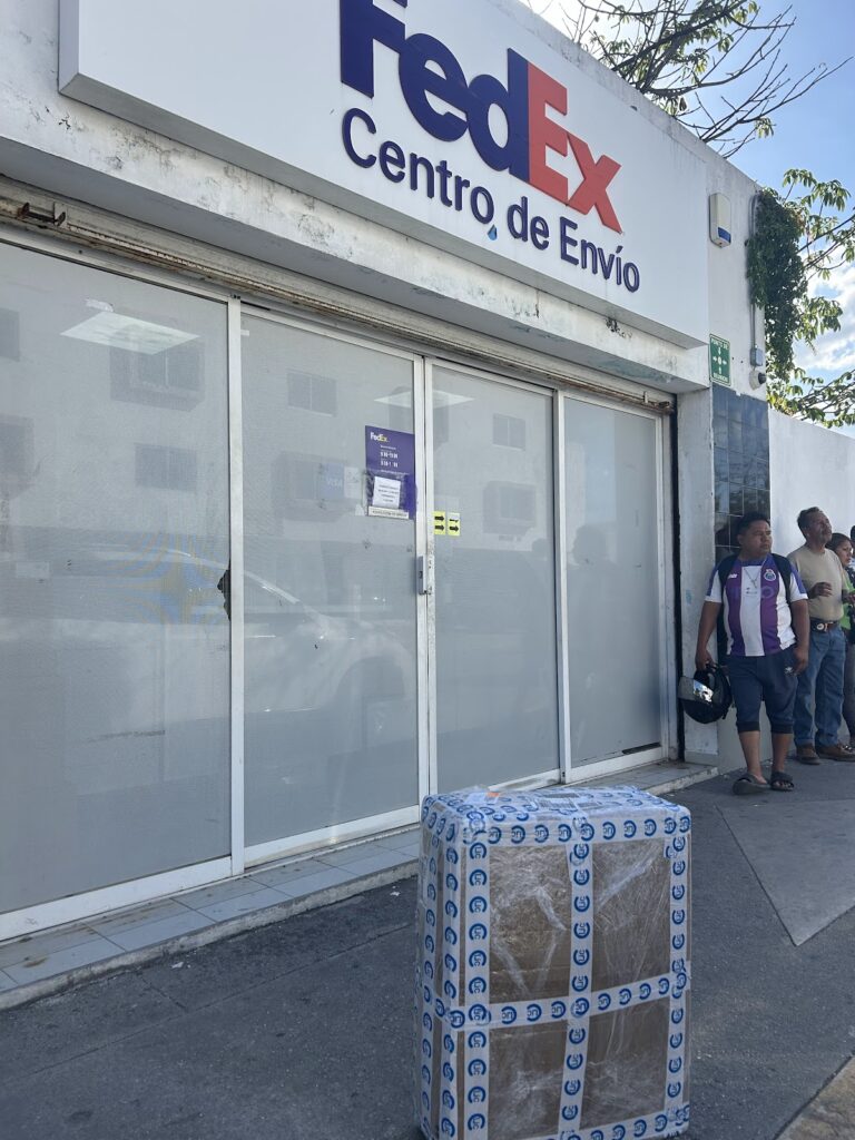 38822 fedex 768x1024