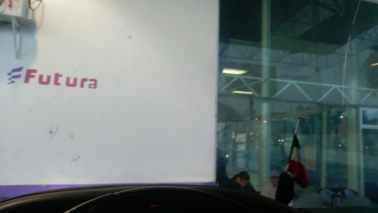 39374 central laredo 768x432