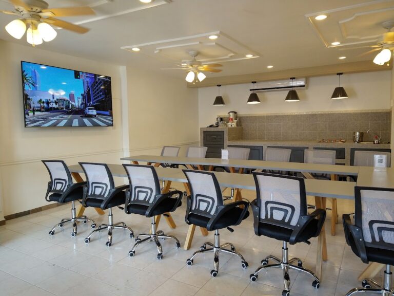 39399 lithium business center 768x576