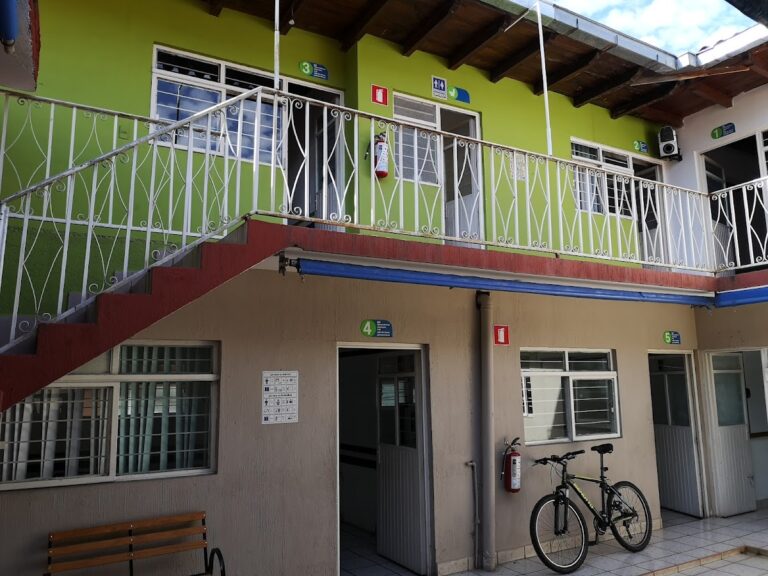 39665 olenguas escuela de idiomas 768x576