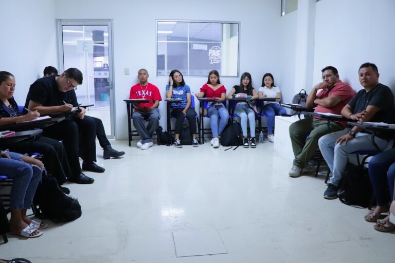 39718 fast english apodaca 768x512