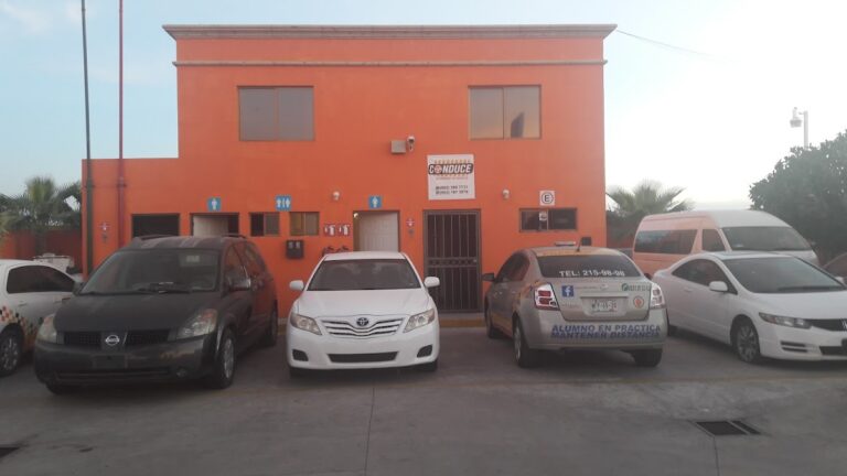 40249 academia de manejo conduce 768x432