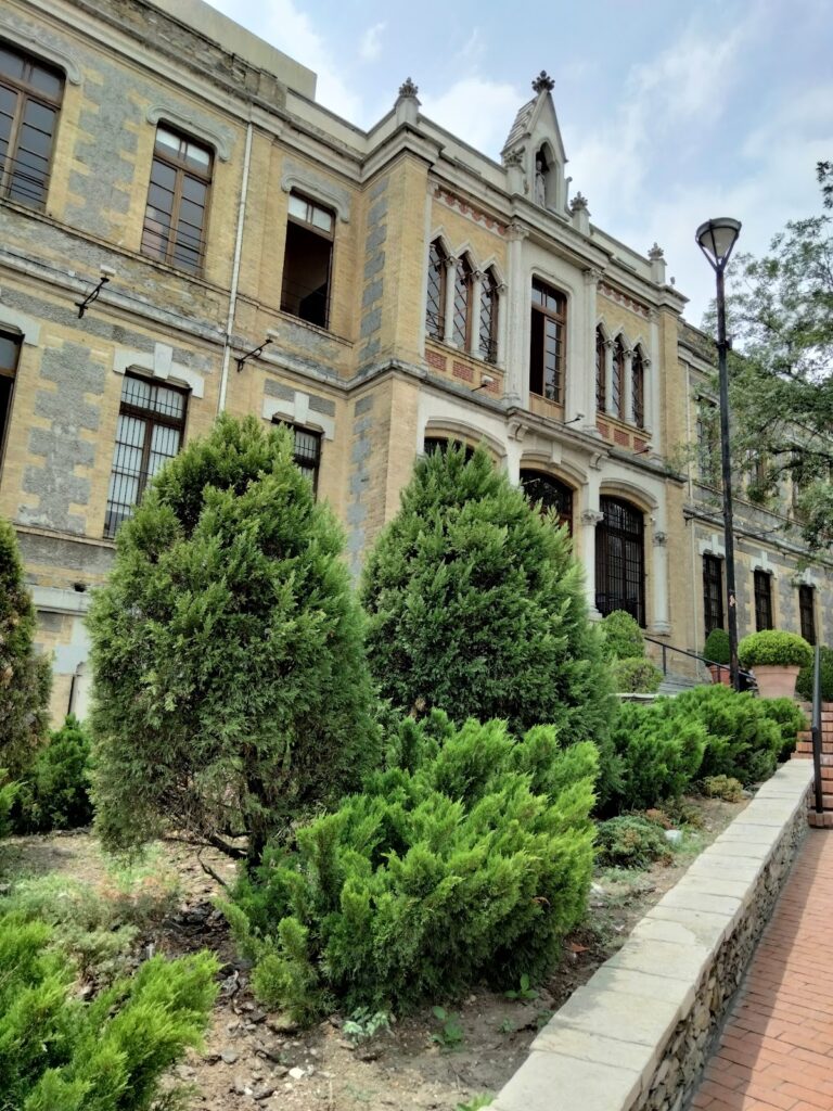 40565 esmdm escuela superior de musica y danza de monterrey 768x1024