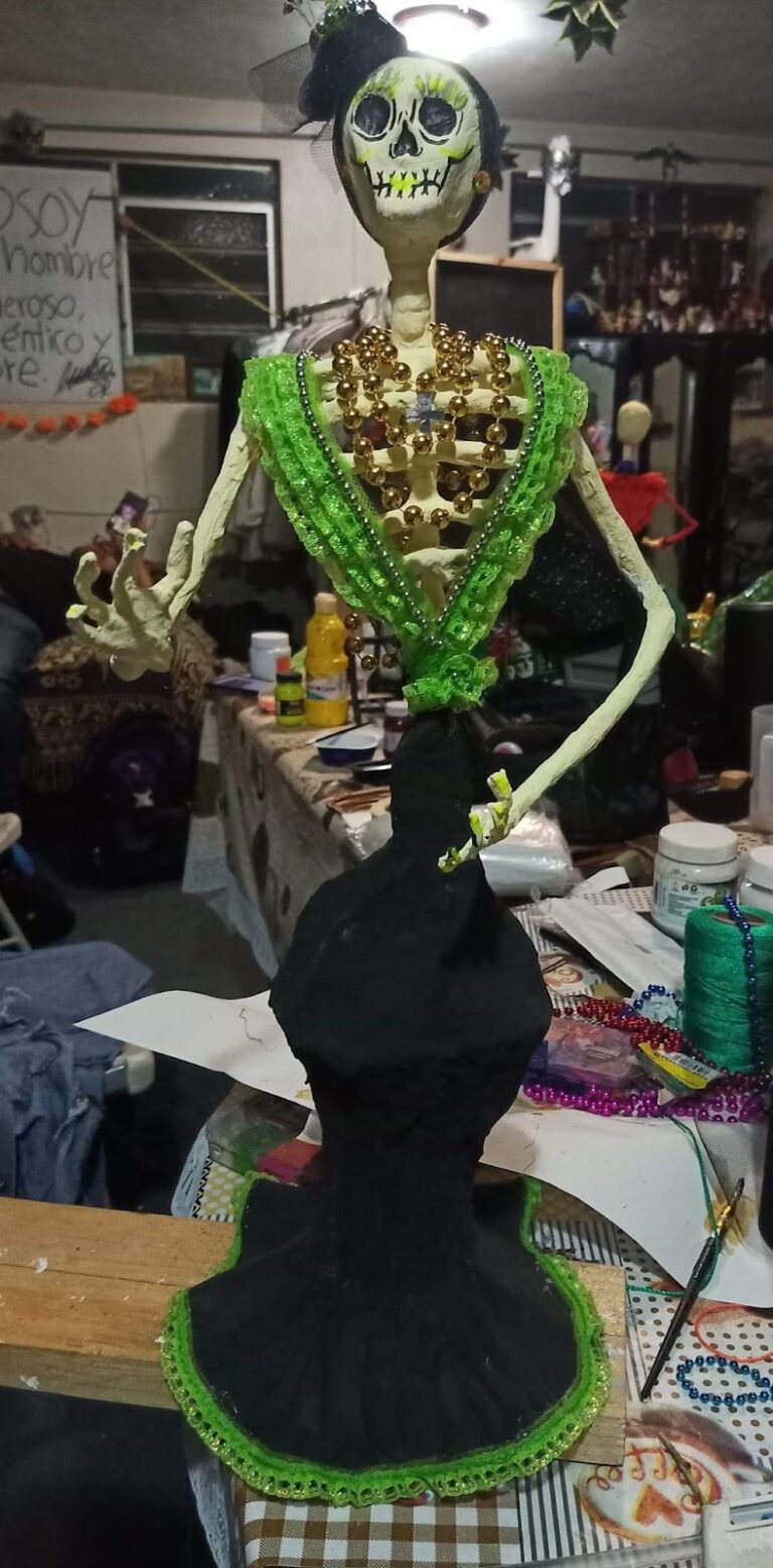 41090 estudio arte huracan 768x1557