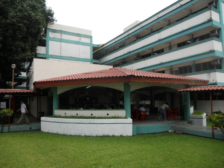 42234 iesch universidad salazar plantel tapachula 768x576