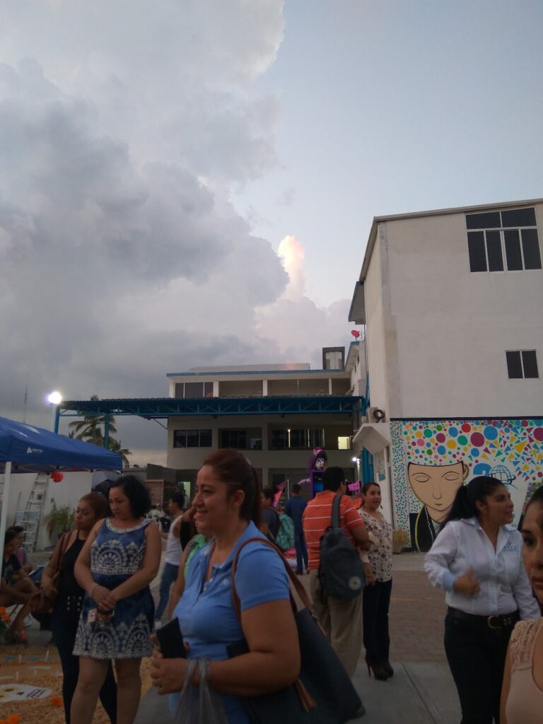 42305 universidad itecce 768x1024