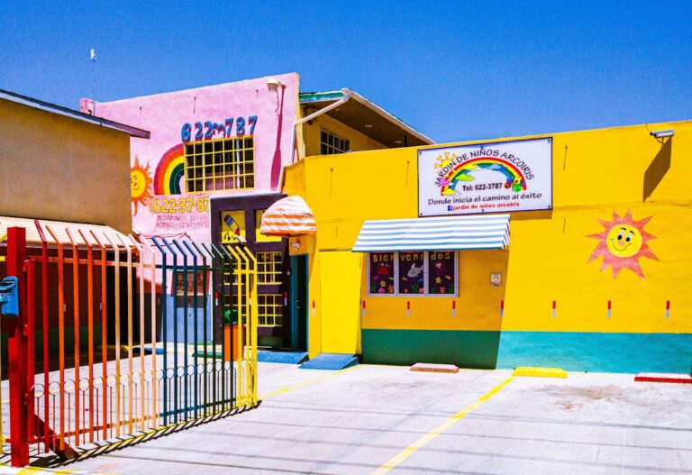 42495 jardin de ninos arcoiris y guarderia 768x527