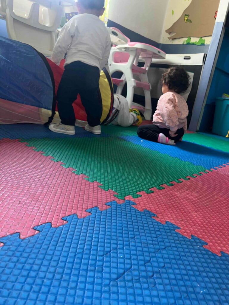 42603 my little world guarderia 768x1024