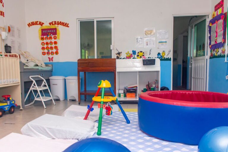 42925 guarderia crios 768x512