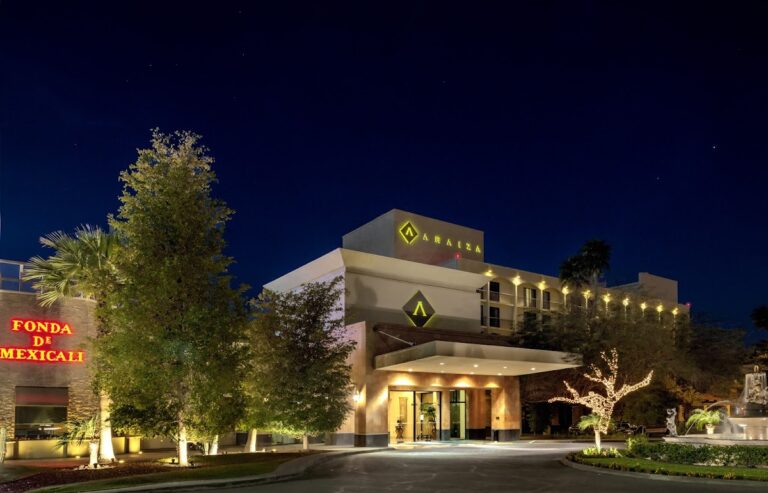 43009 hotel araiza mexicali 768x493