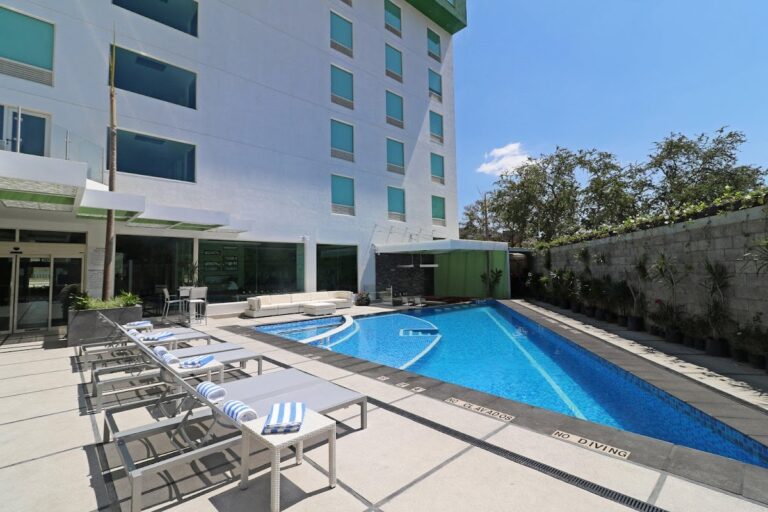 43125 holiday inn chilpancingo by ihg 768x512