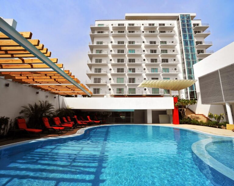 43442 hotel emporio veracruz 768x609