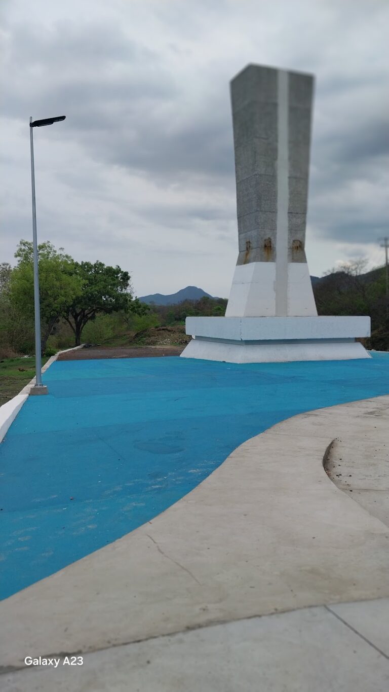 43582 angeles hostal hotel centrico con alberca 768x1365