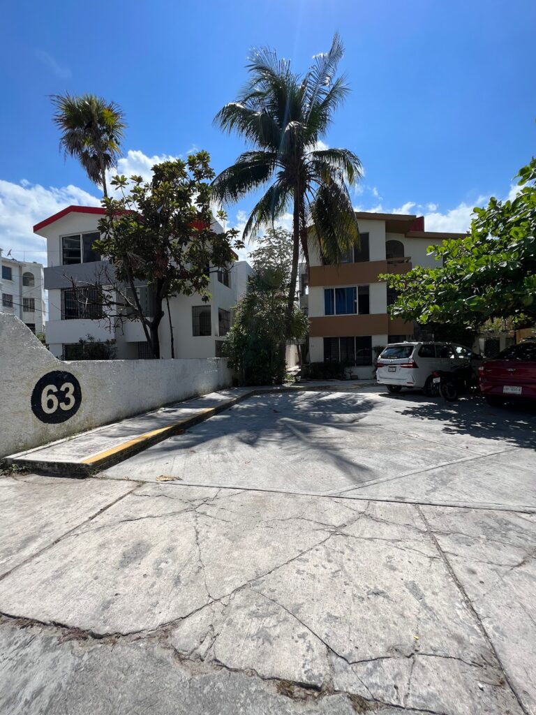 43791 kab hotel hostel 768x1024