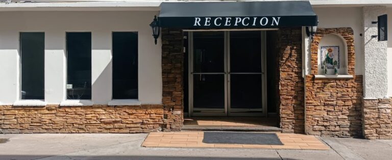 43849 hotel san carlos nogales 768x315