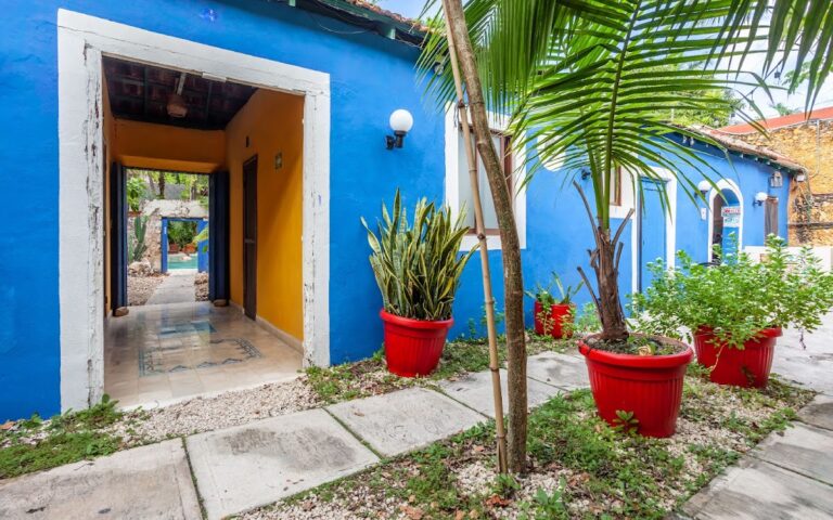 43940 che nomadas merida hostel 768x480