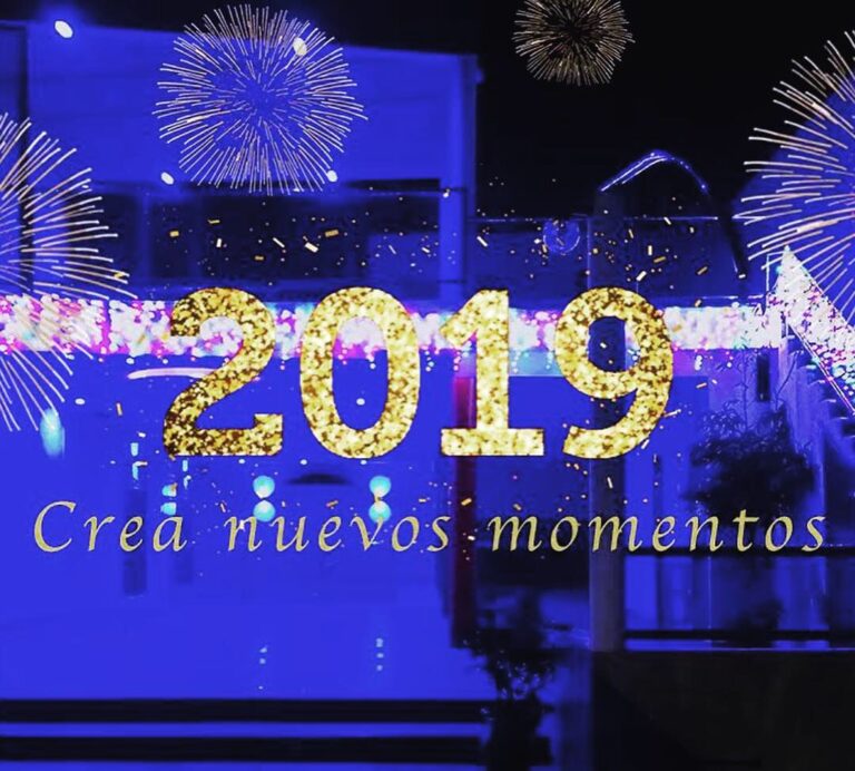 44920 blue waterfall sala de fiestas 768x692