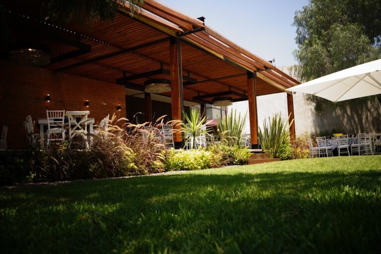 45230 jardin casa victoria 768x512