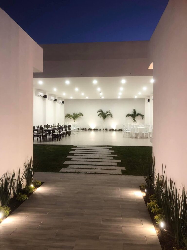 45719 salon de eventos aurelia 768x1024