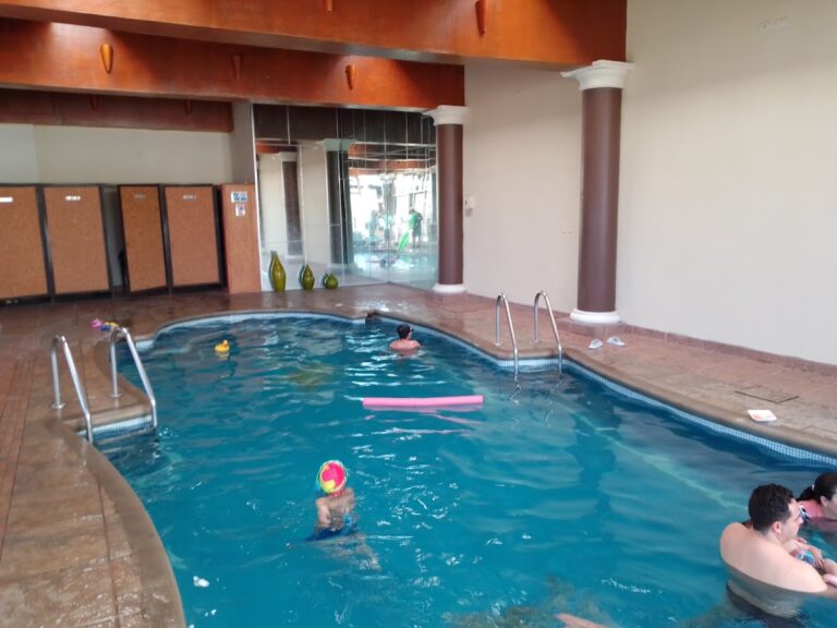 45795 el jardin encantado 768x576