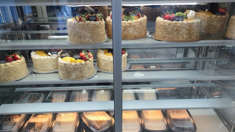 45809 pasteleria jacobo sucursal otay 768x432