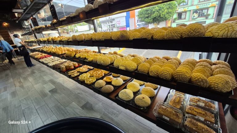 46056 pastelerias esperanza 768x433