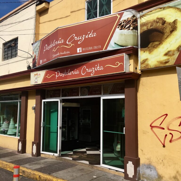 46078 pasteleria cruzita 768x768