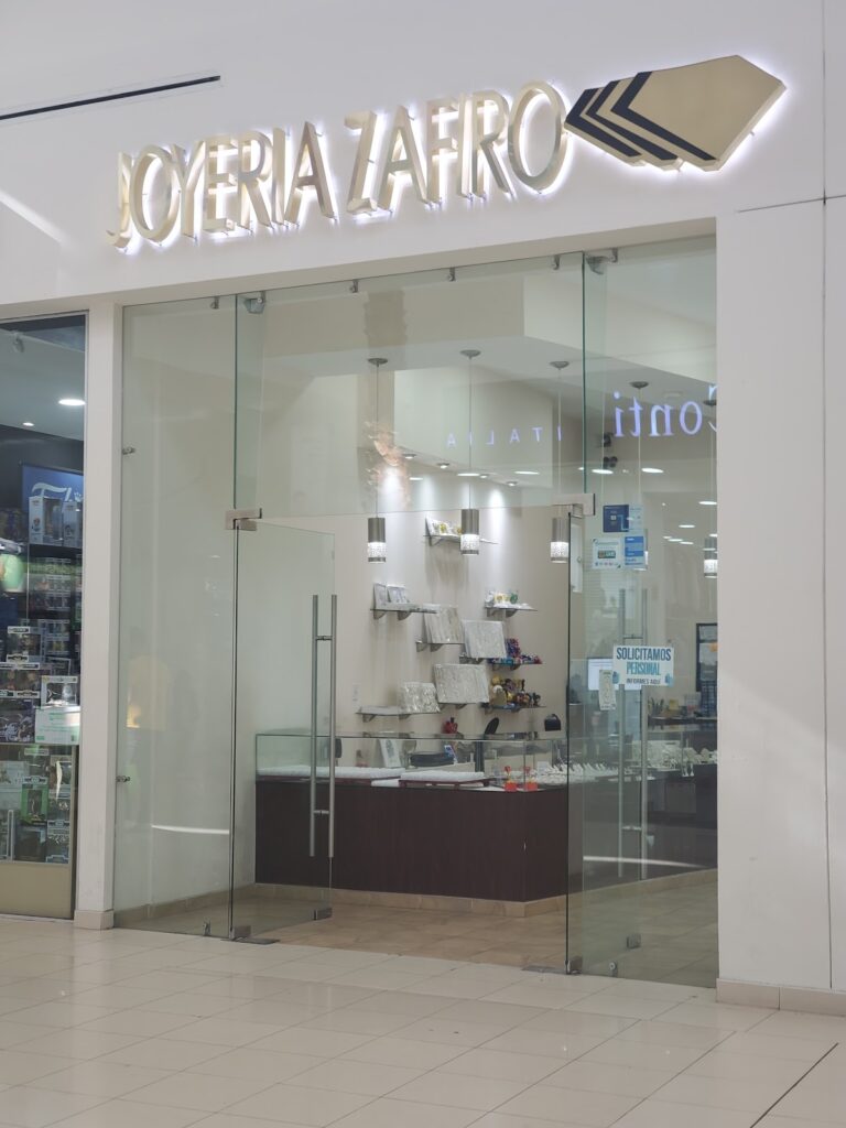 46405 joyeria zafiro 768x1024