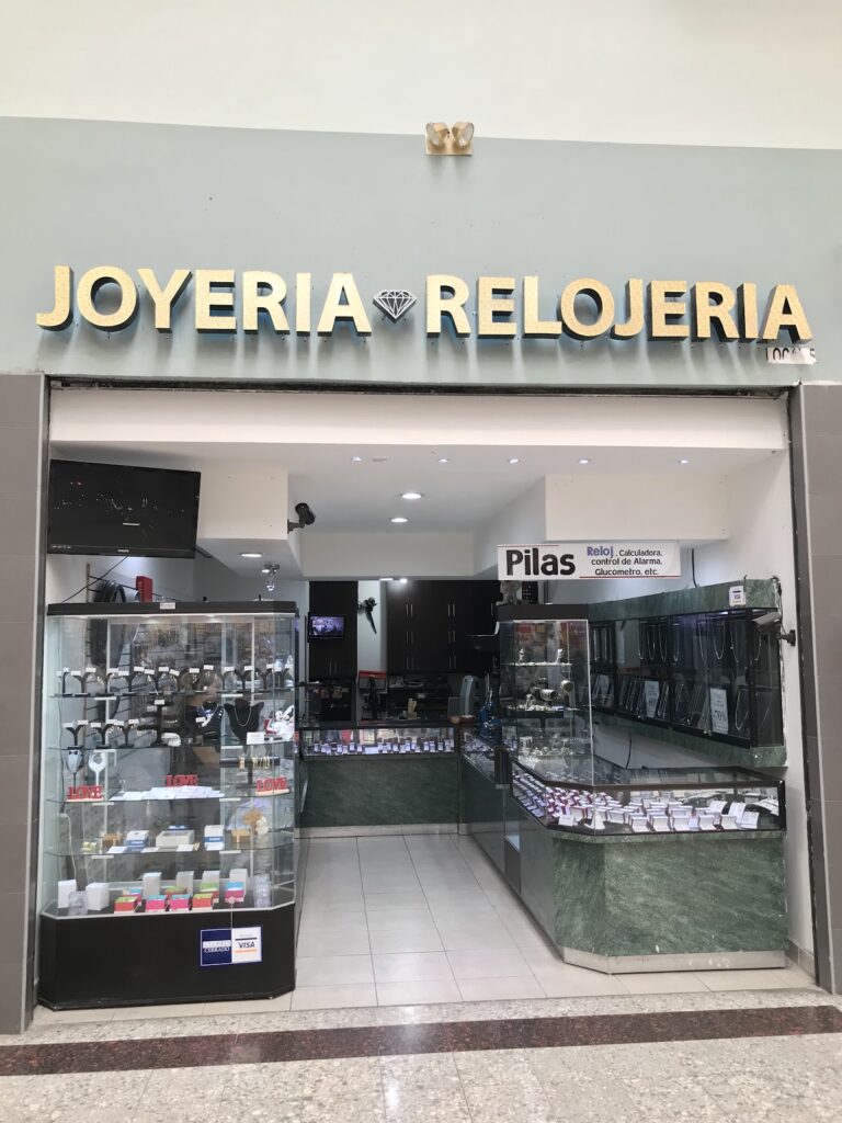 46626 joyeria y relojeria el tiempo es oro 768x1024