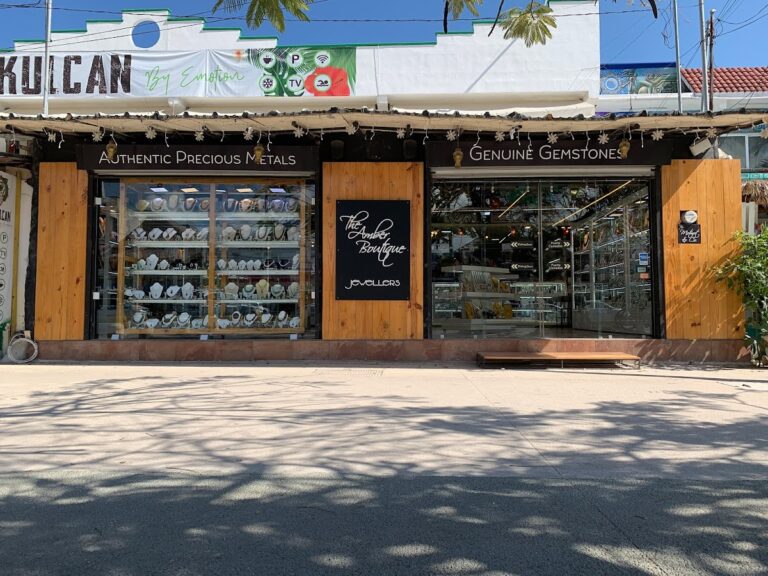 46676 the amber boutique 768x576