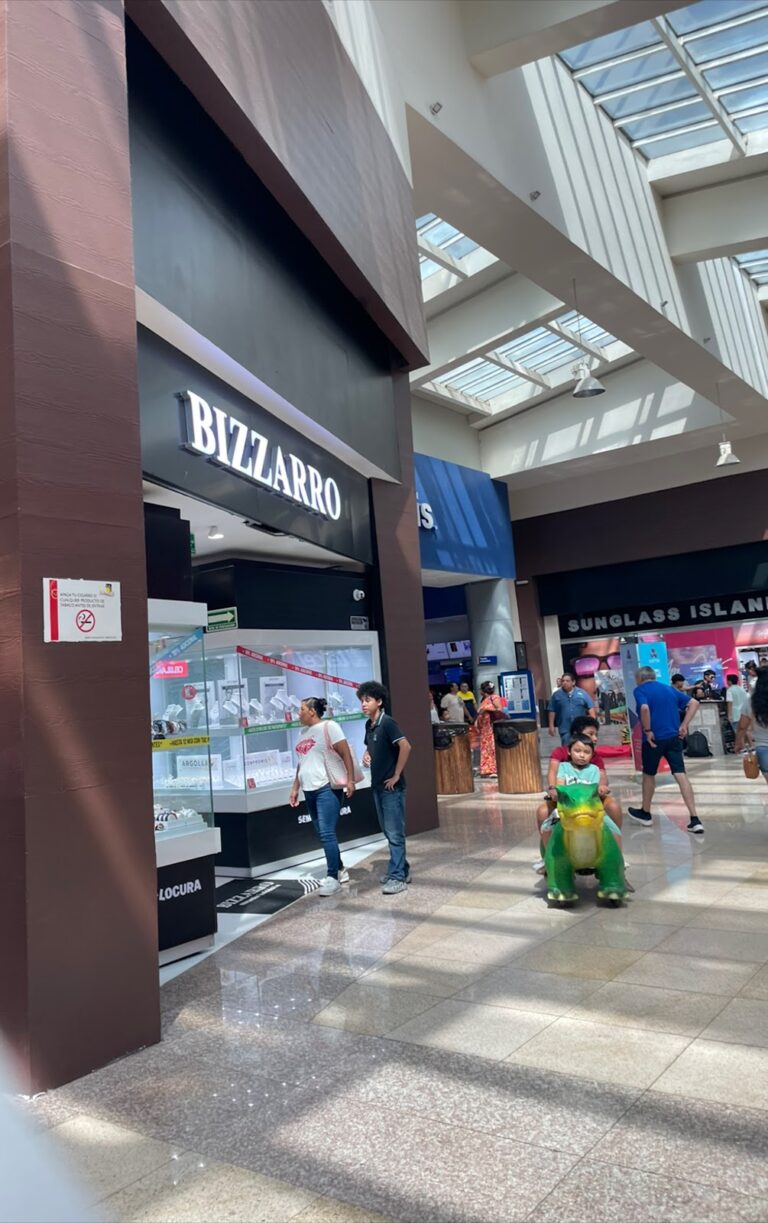 46678 joyerias bizzarro playa del carmen 768x1223