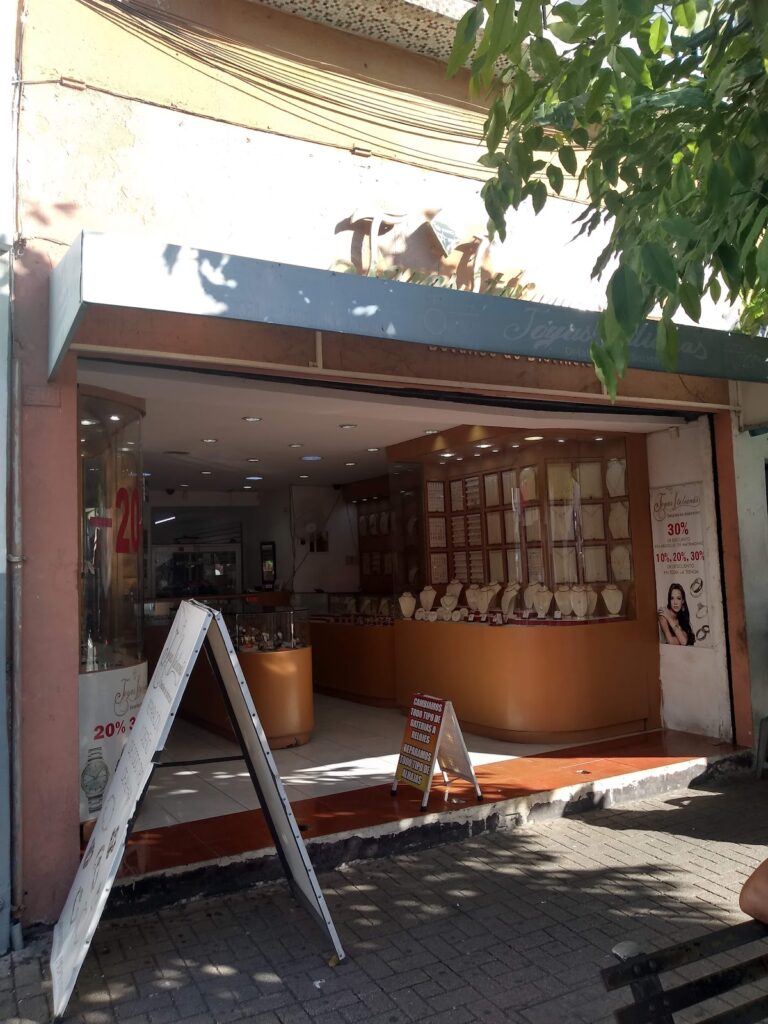 46736 joyas italianas 768x1024