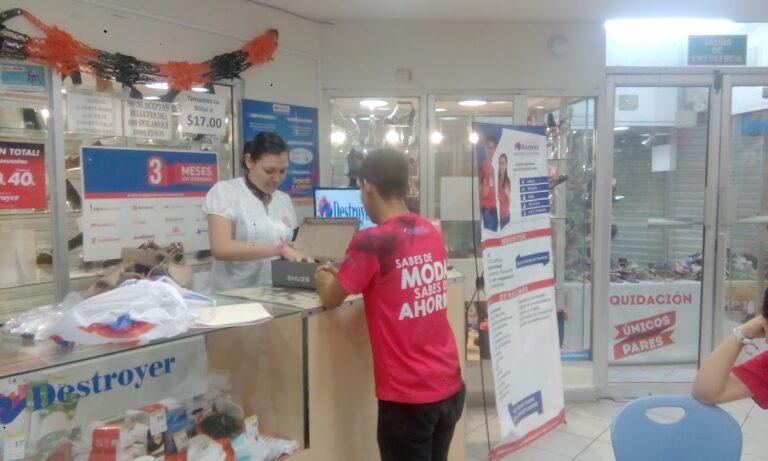 47259 zapaterias destroyer 768x461