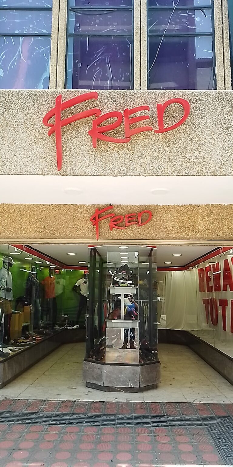 47288 fred zapaterias 768x1536