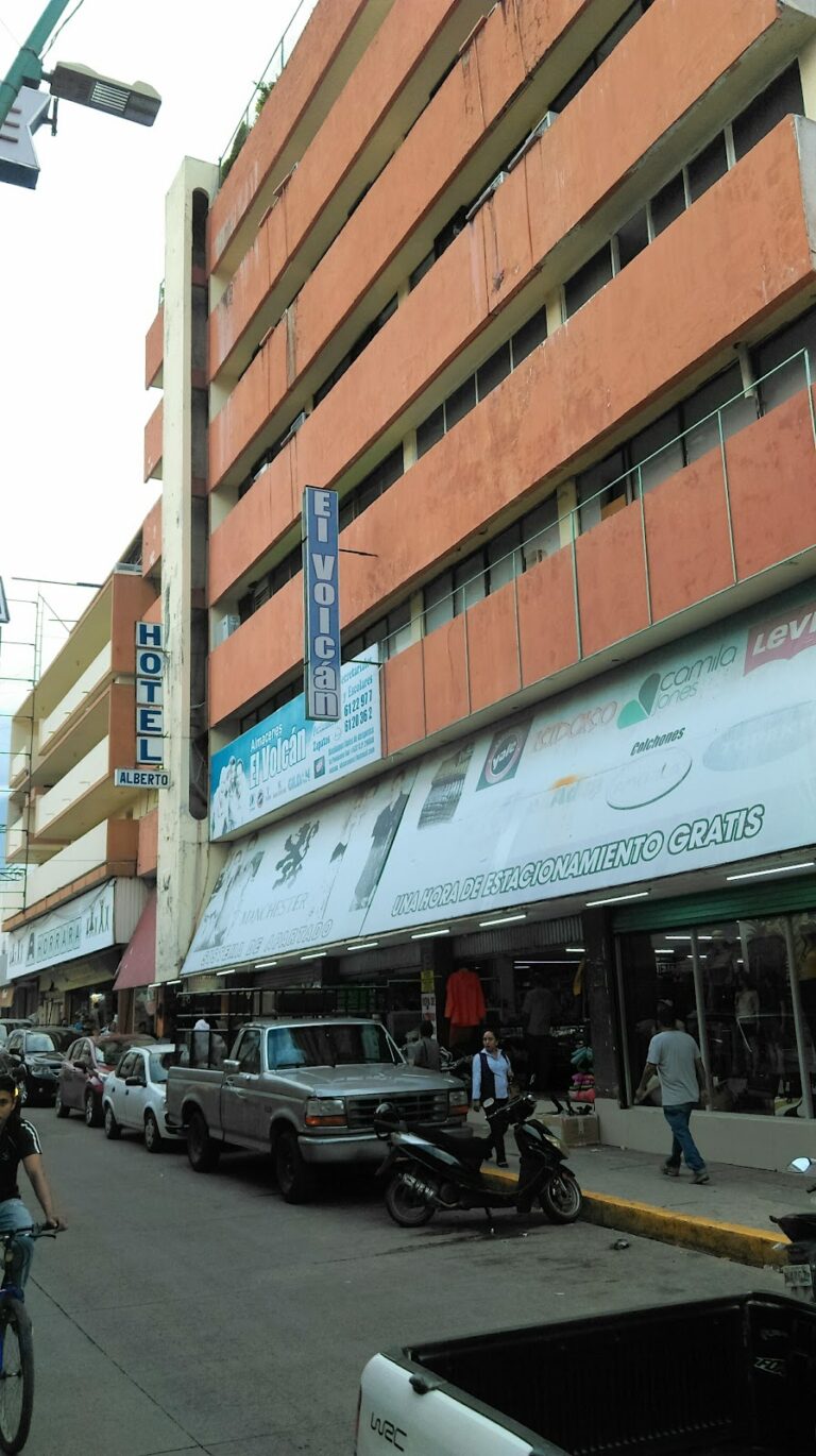 47384 almacenes el volcan 768x1370