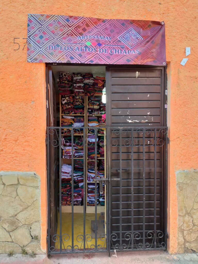 47414 artesanias de los altos de chiapas 768x1024