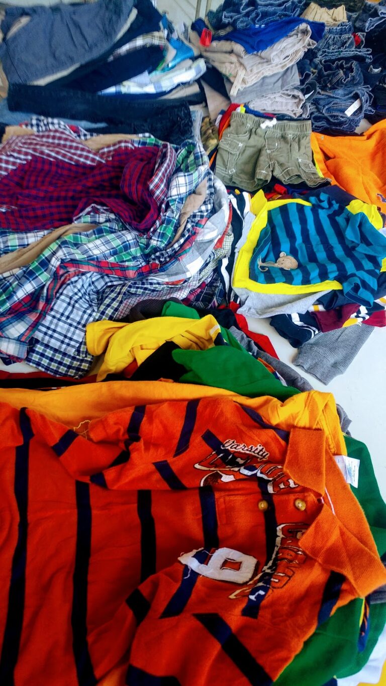 47649 american little bazar 768x1365